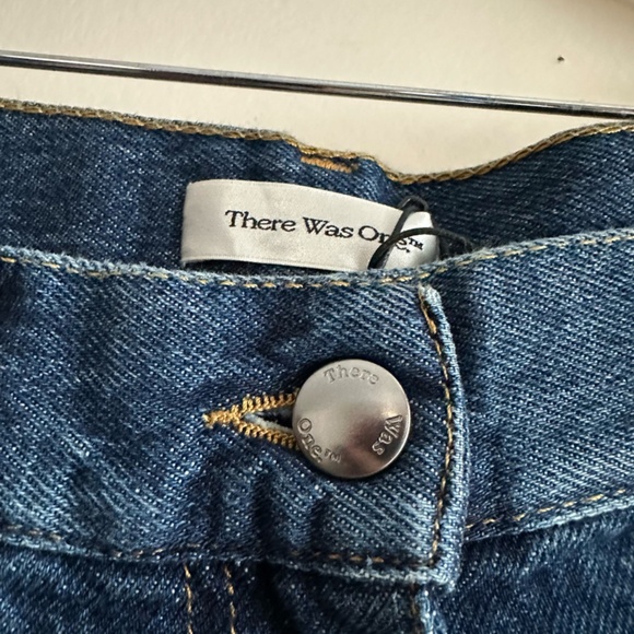 There Was One. • Wide Leg Denim in Medium Blue - Picture 2 of 10